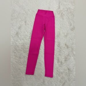 BuffBunny Ribbed Pink Leggings